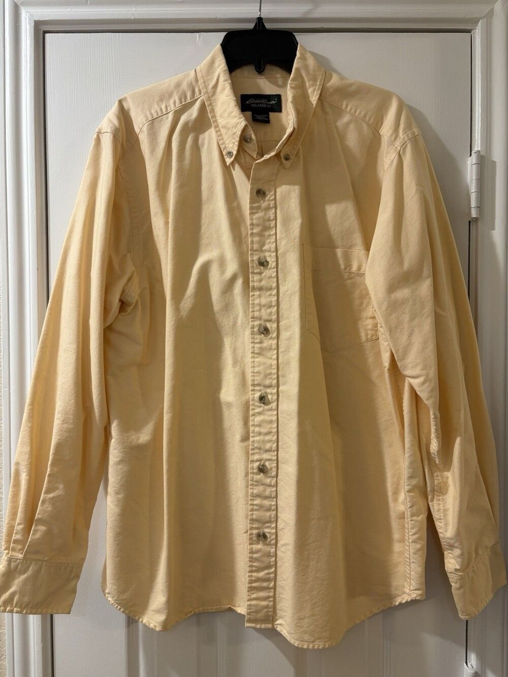 Eddie Bauer men Yellow Cotton Twill Button Down Relaxed Fit Shirt size Large